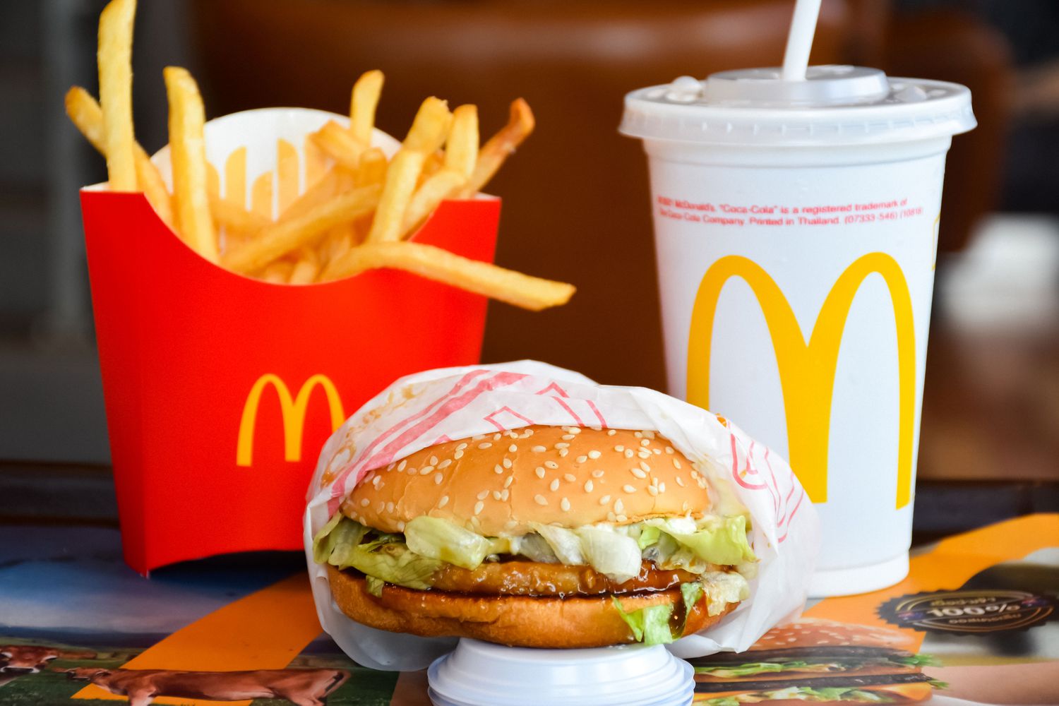 When does mcdonalds start lunch know the details 