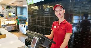 How Much Does McDonalds Pay An Hour? Get The Details Now!