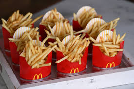 How Much Is a Large Fry at McDonalds? A State-by-State Comparison!