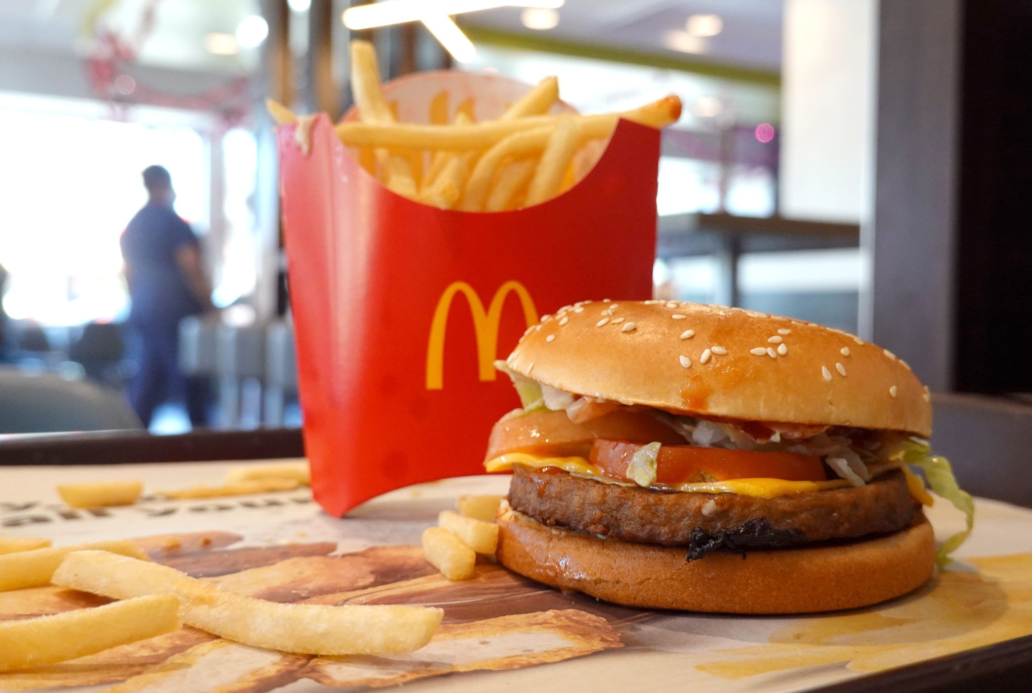 When does mcdonalds start lunch know the details 