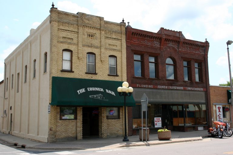 A Local Favorite: The History and Heart of Carbone New Prague